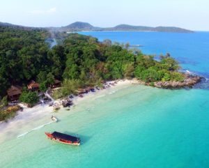 Đảo Koh Rong với những bãi biển xanh mướt